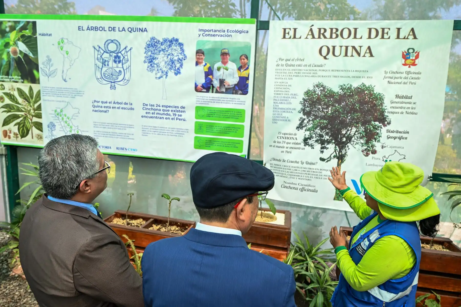 El ministro del Ambiente, Juan Carlos Castro Vargas, acompañado por el alcalde de la Victoria, Rubén Cano, participó en la conmemoración del Día Internacional de la Madre Tierra en La Victoria y Jesús María. Foto:Ministerio del Ambiente