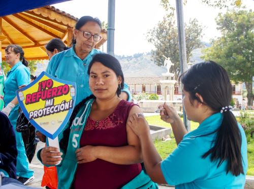 Autoridades de Salud de Cajamarca prevén inmunizar a más de 21,000 personas durante la campaña Semana de Vacunación en las Américas que se desarrollará hasta el martes 30 de abril. ANDINA/Difusión
