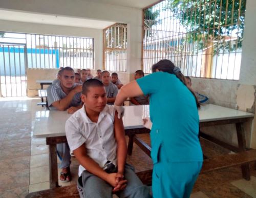 Alrededor de 32,000 niños de 9 a 13 años de edad de la región Lambayeque ya han recibido la vacuna contra el virus del papiloma humano, informó la Gerencia Regional de Salud. ANDINA/Difusión