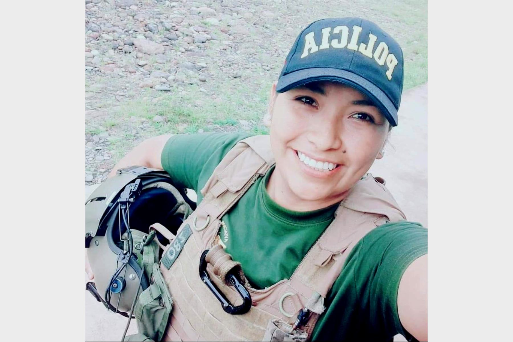  La suboficial Verónica Brenda Gargate Coaguila tiene la especialidad de paramédico de combate. Participó en el rescate en helicóptero de una persona que quedó atrapada en edificio durante el incendio que consumió inmueble en la cuadra 10 de jirón Áncash en el Cercado de Lima. Foto: Mininter