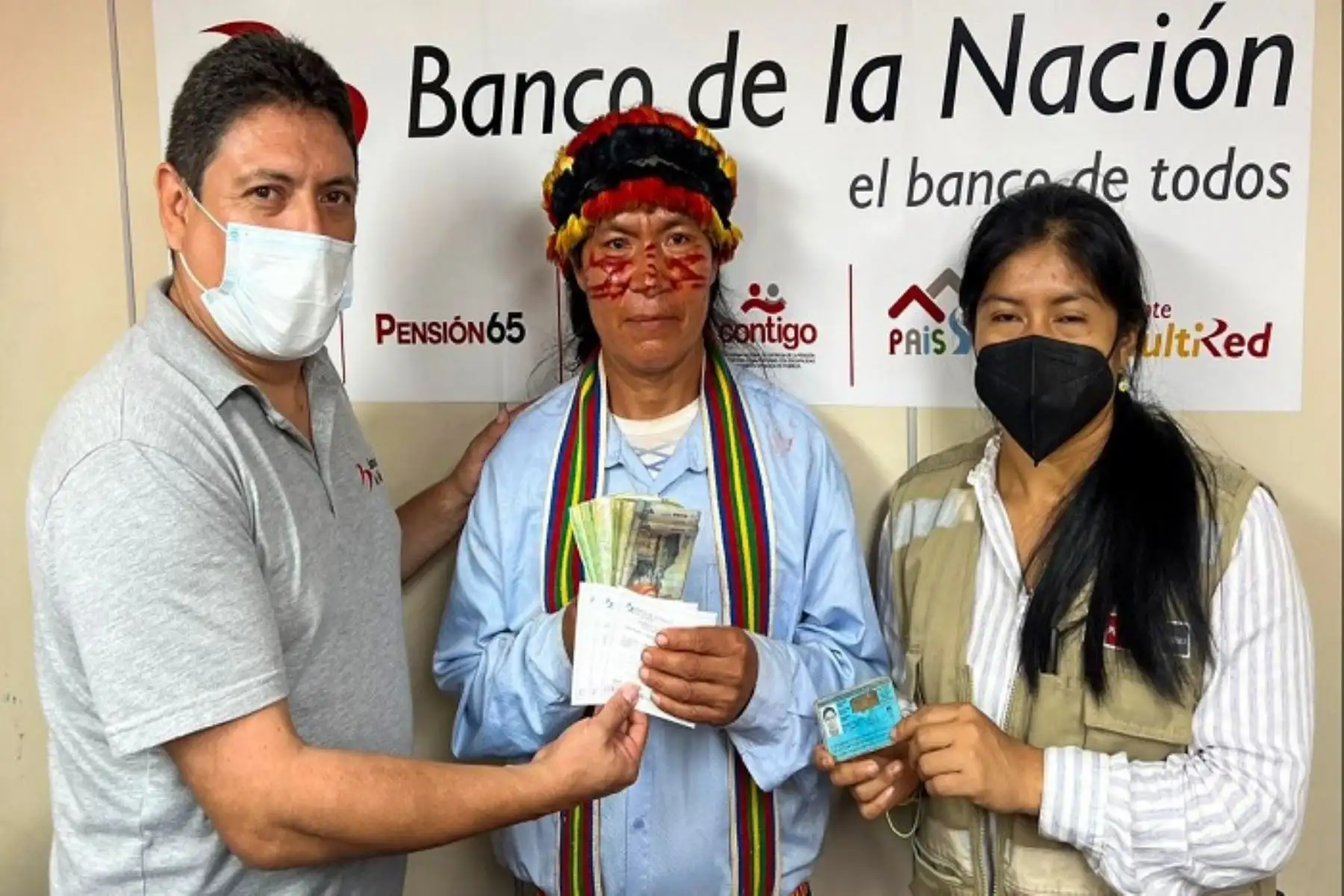 Durante las campañas sociales se brindó la posibilidad de que las personas abrieran cuentas de ahorro en el Banco de la Nación.