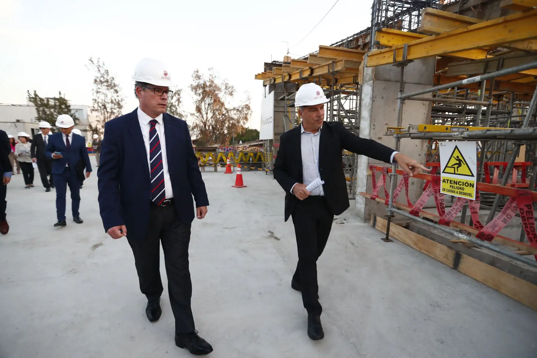El ministro de Educación, Morgan Quero, participó en la colocación simbólica la primera piedra de las nuevas instalaciones en construcción del Colegio Franco Peruano ubicado en Santiago de Surco. Foto: ANDINA/Daniel Bracamonte