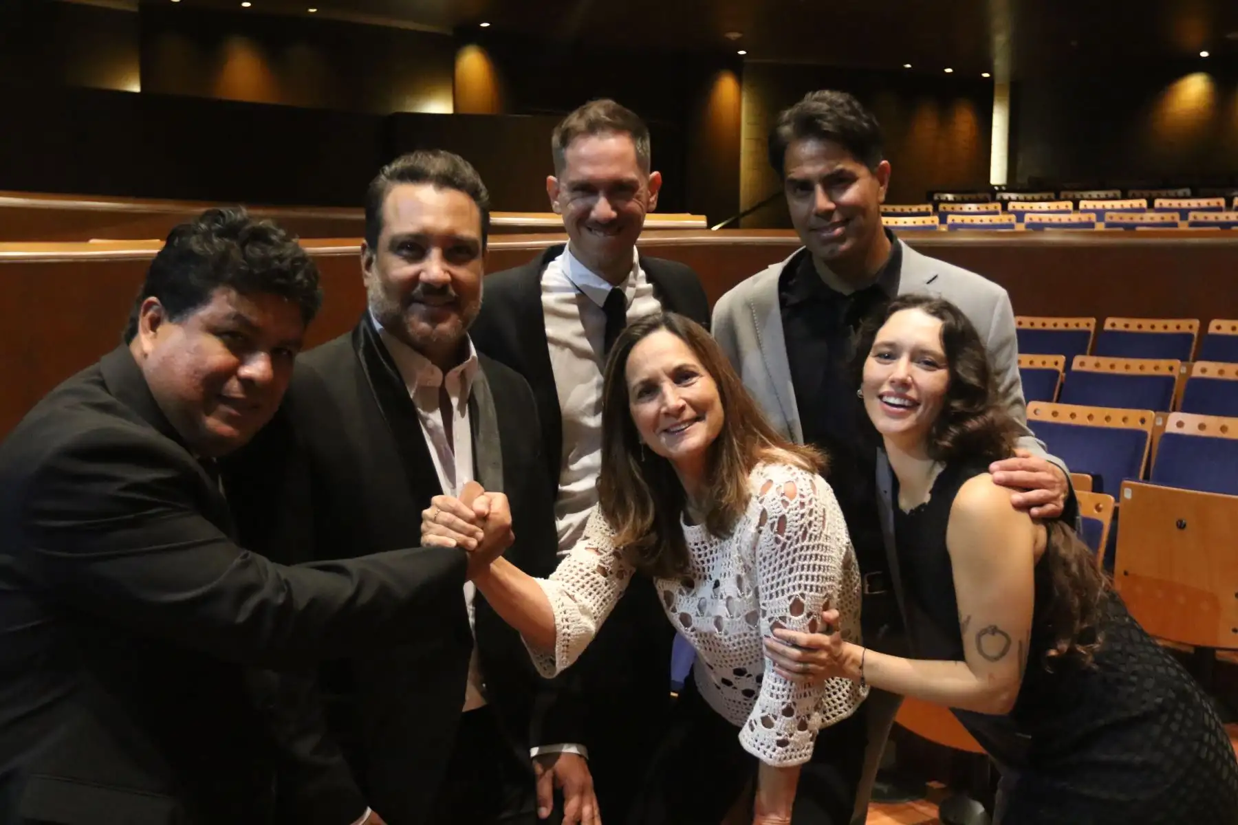 En esta edición 2024, la creadora de este original concepto, Mabela Martínez, presenta “Tenores Romances”, un recorrido músico teatral por las mejores canciones románticas de la historia. Foto: ANDINA/Hector Vinces.