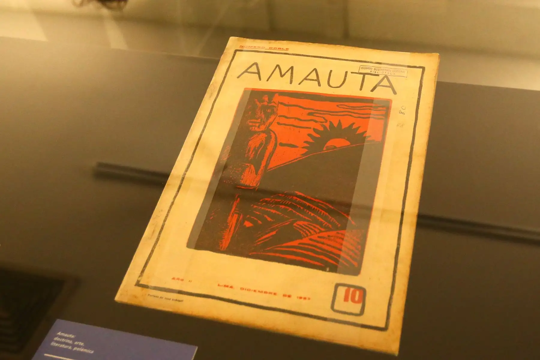La Biblioteca Nacional del Perú en el marco del Mes de las Letras y de las acciones de defensa, protección, sensibilización y apropiación social del material bibliográfico documental, realiza la exposición “Letras peruanas. Un recorrido por nuestro patrimonio".
Foto: ANDINA/Eddy Ramos