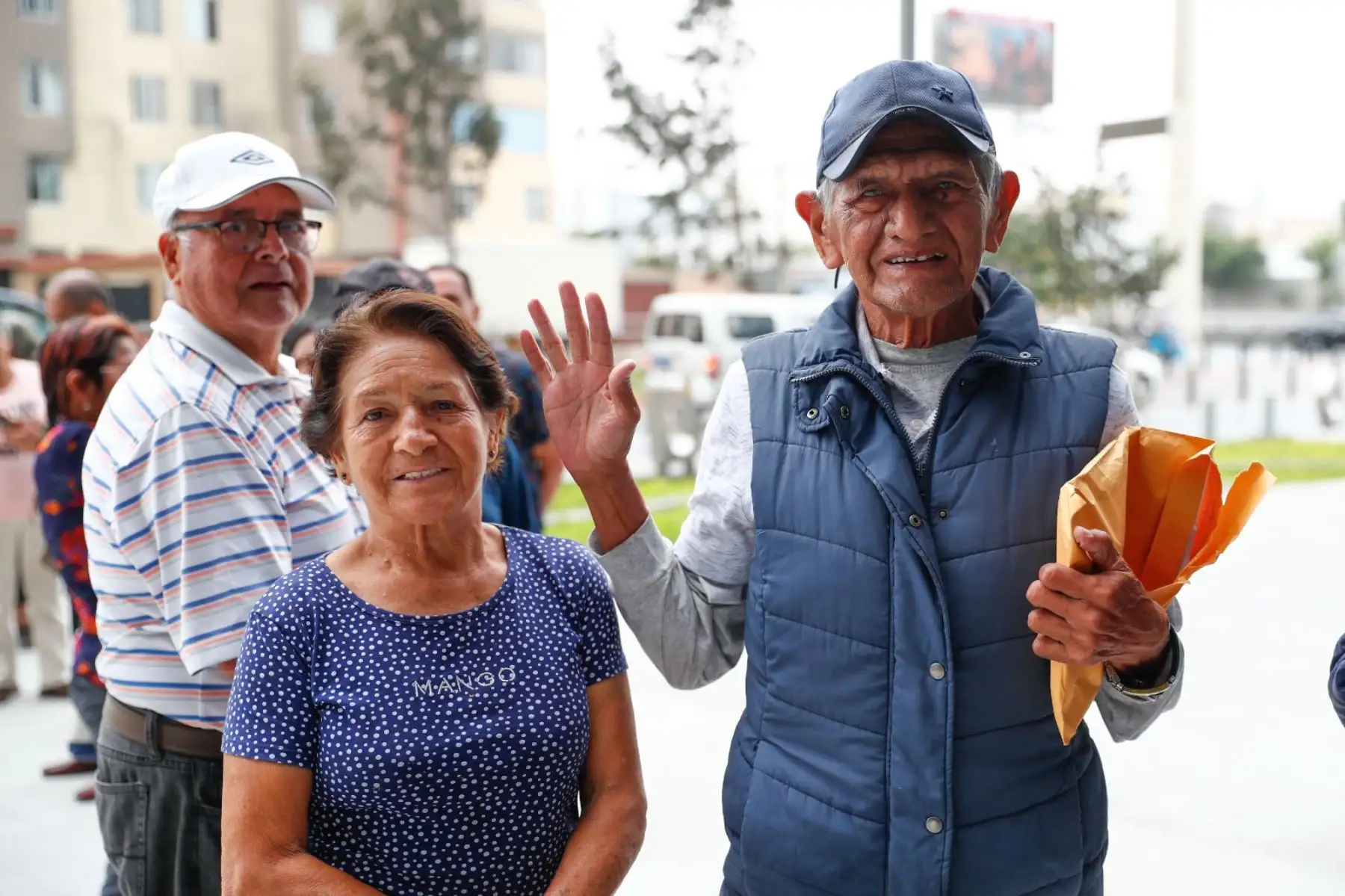El Banco de la Nación (BN) inicia el pago al primer grupo del 2024 de los exaportantes al Fondo Nacional de Vivienda (Fonavi). El pago está dirigido a 153,182 fonavistas mayores de 80 años y pertenecientes a las listas del 1 al 19.
Foto: ANDINA/Daniel Bracamonte