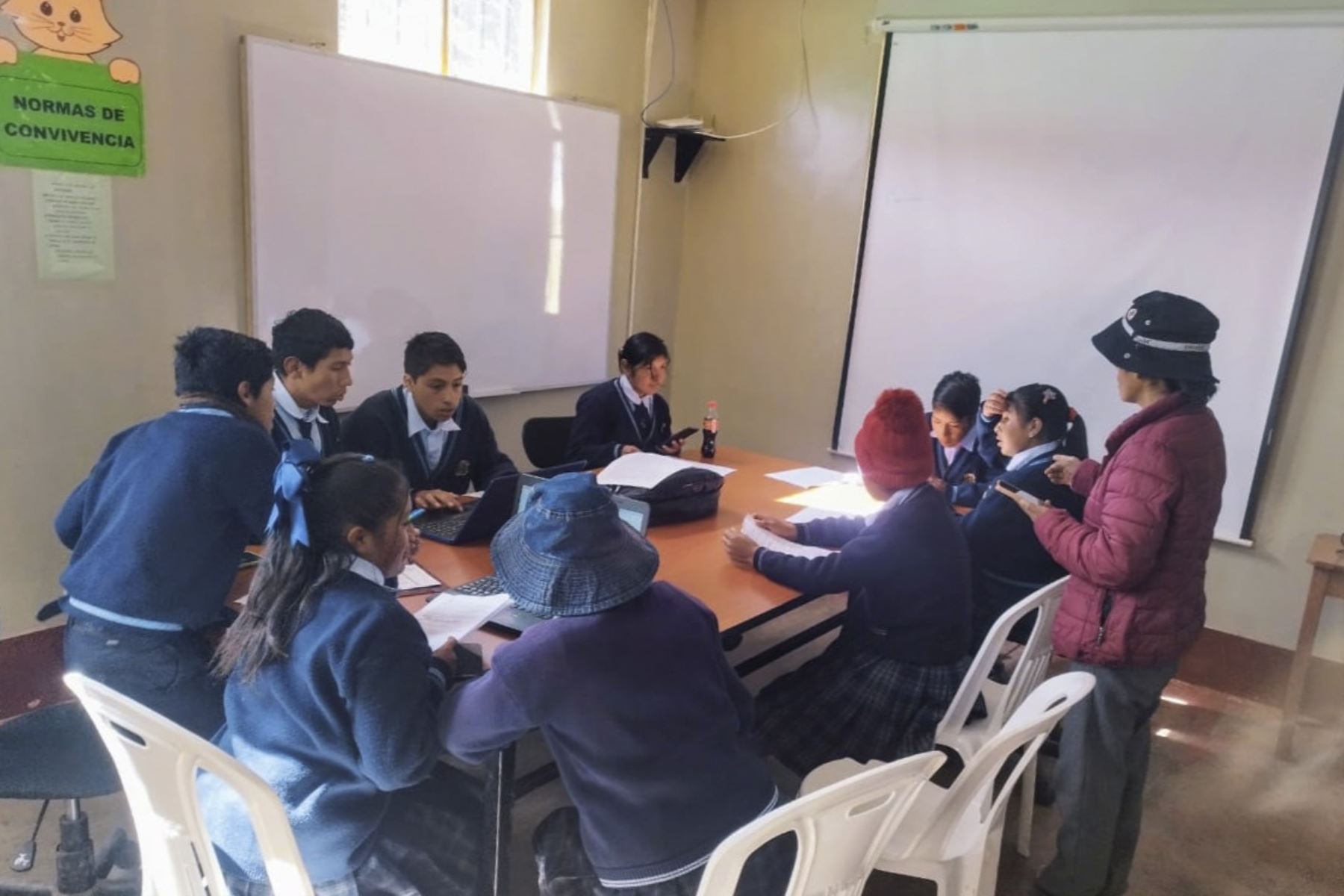 En 71 tambos de centros poblados de Huancavelica se implementarán tres actividades para mejorar la calidad educativa. Foto: ANDINA/Programa PAIS