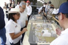 La ministra de Cultura, Leslie Urteaga, anunció el inicio de los trabajos de renovación de la sala del Sacerdote de Sipán, en el Museo Tumbas Reales.