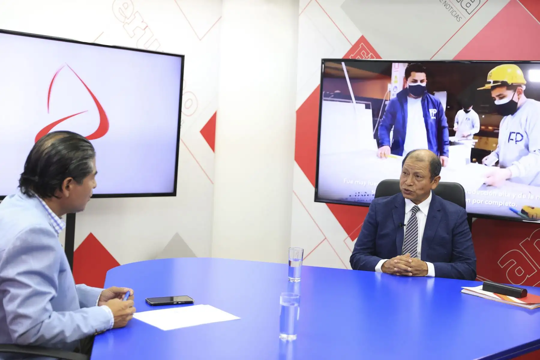 Entrevista al ministro de Trabajo Daniel Maurate en Andina al Día sobre acciones para impulsar el empleo y la lucha contra la informalidad en el Perú. Foto: ANDINA/Jhonel Rodríguez Robles