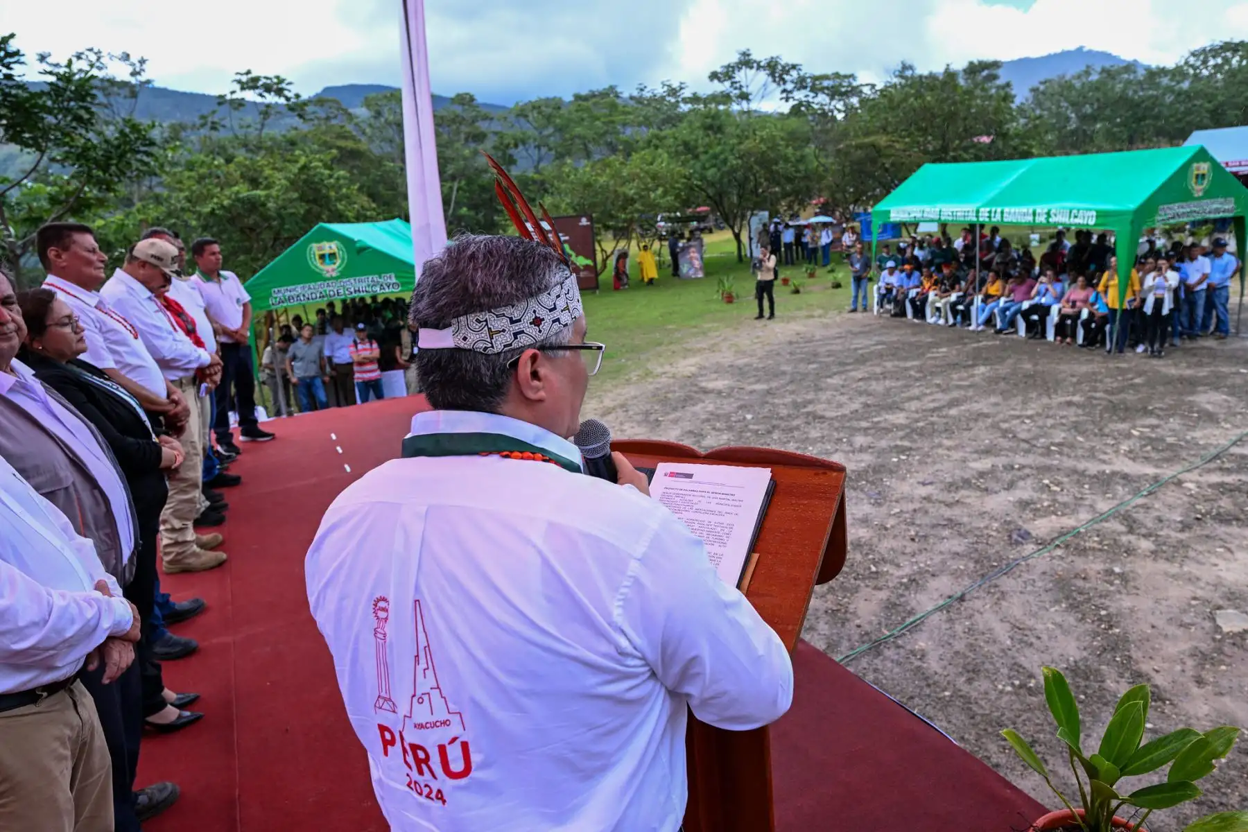 El acto de reconocimiento de esta iniciativa fue presidido por el titular del Ministerio del Ambiente (Minam), Juan Carlos Castro, quien destacó el trabajo articulado entre todos los niveles de gobierno. “Es el primer acuerdo de este tipo que se da a nivel nacional”, resaltó.
Foto: ANDINA/MINAM