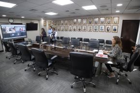 La ministra Pérez de Cuéllar clausuró, de manera virtual, la mesa de asistencia técnica en agua, saneamiento y vivienda en Apurímac. Foto: ANDINA/MVCS