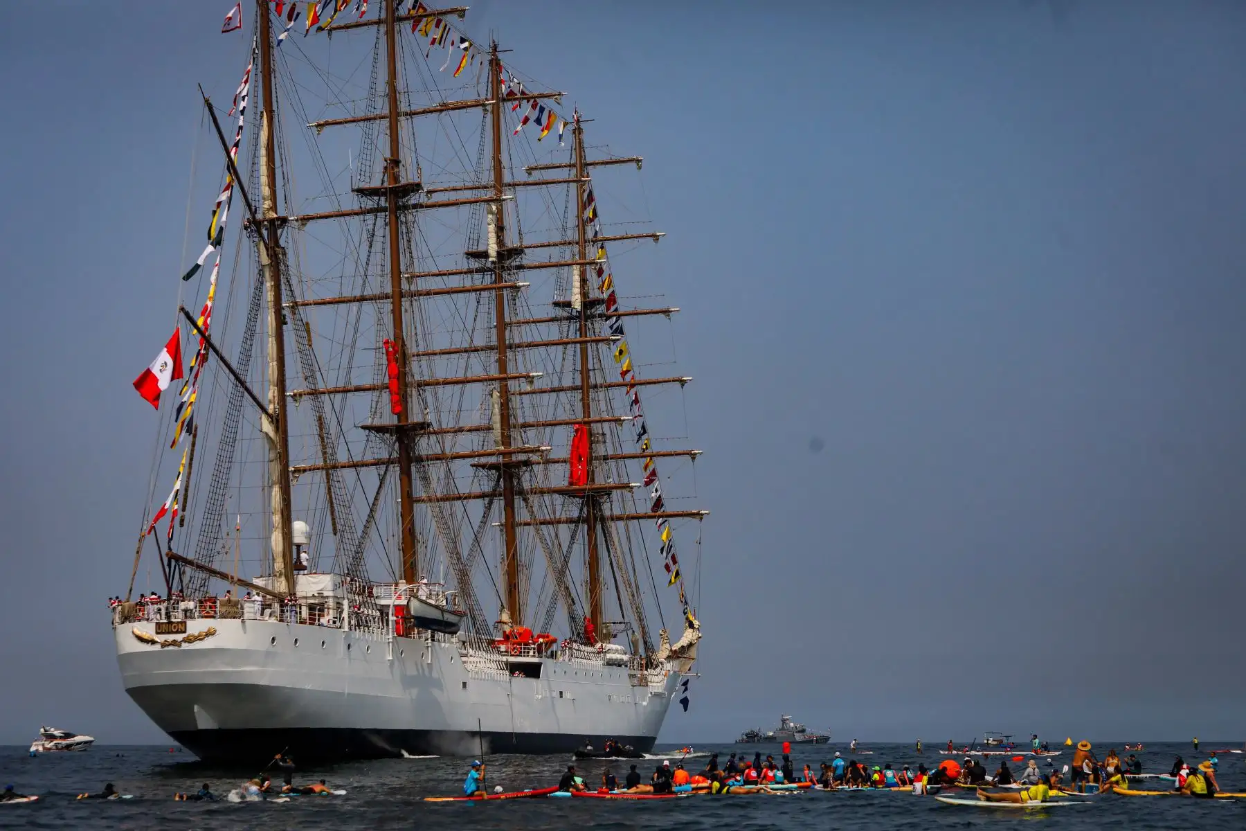 El Buque escuela B.A.P. Unión, retornó a territorio nacional tras recorrer 36,400 millas náuticas y 317 días de viaje. Este sábado, la nave embajadora de nuestro país, ancló en Chorrillos para recibir merecidos homenajes como el 