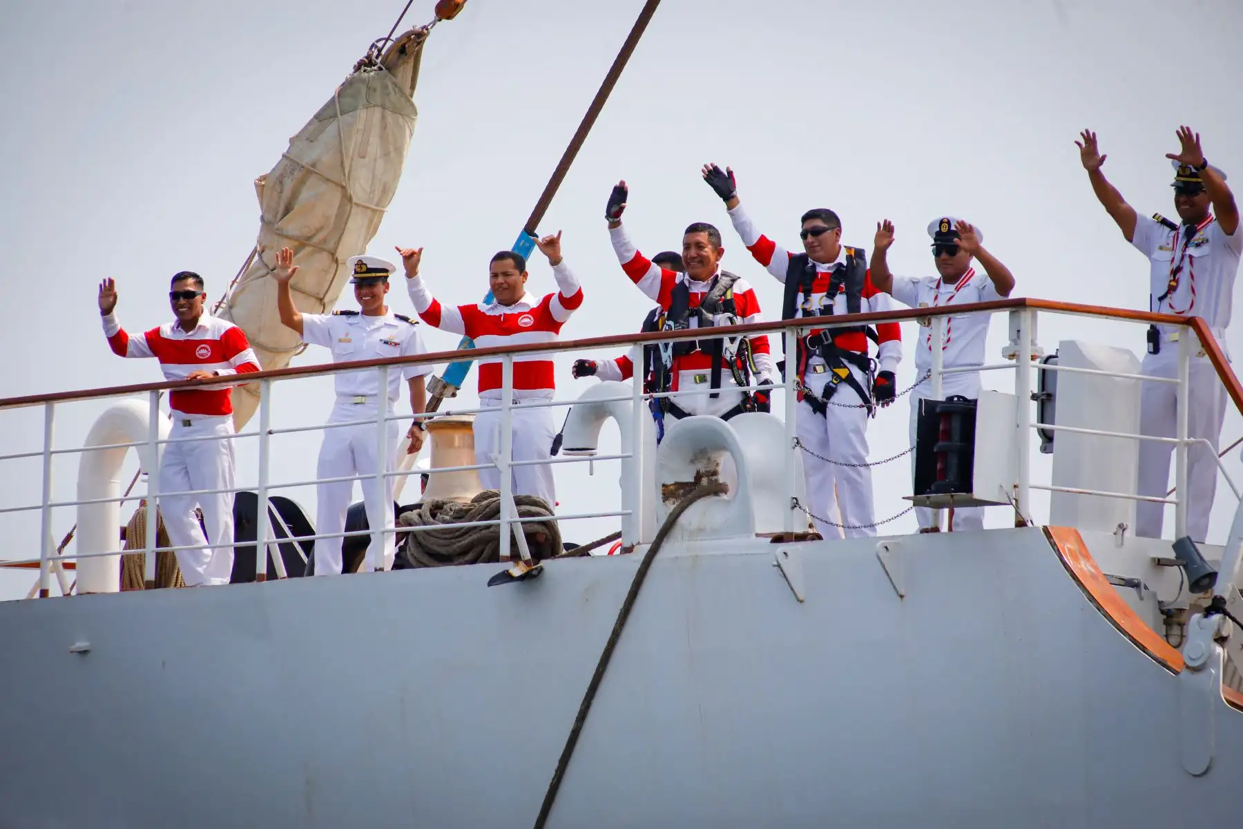 El Buque escuela B.A.P. Unión, retornó a territorio nacional tras recorrer 36,400 millas náuticas y 317 días de viaje. Este sábado, la nave embajadora de nuestro país, ancló en Chorrillos para recibir merecidos homenajes como el 