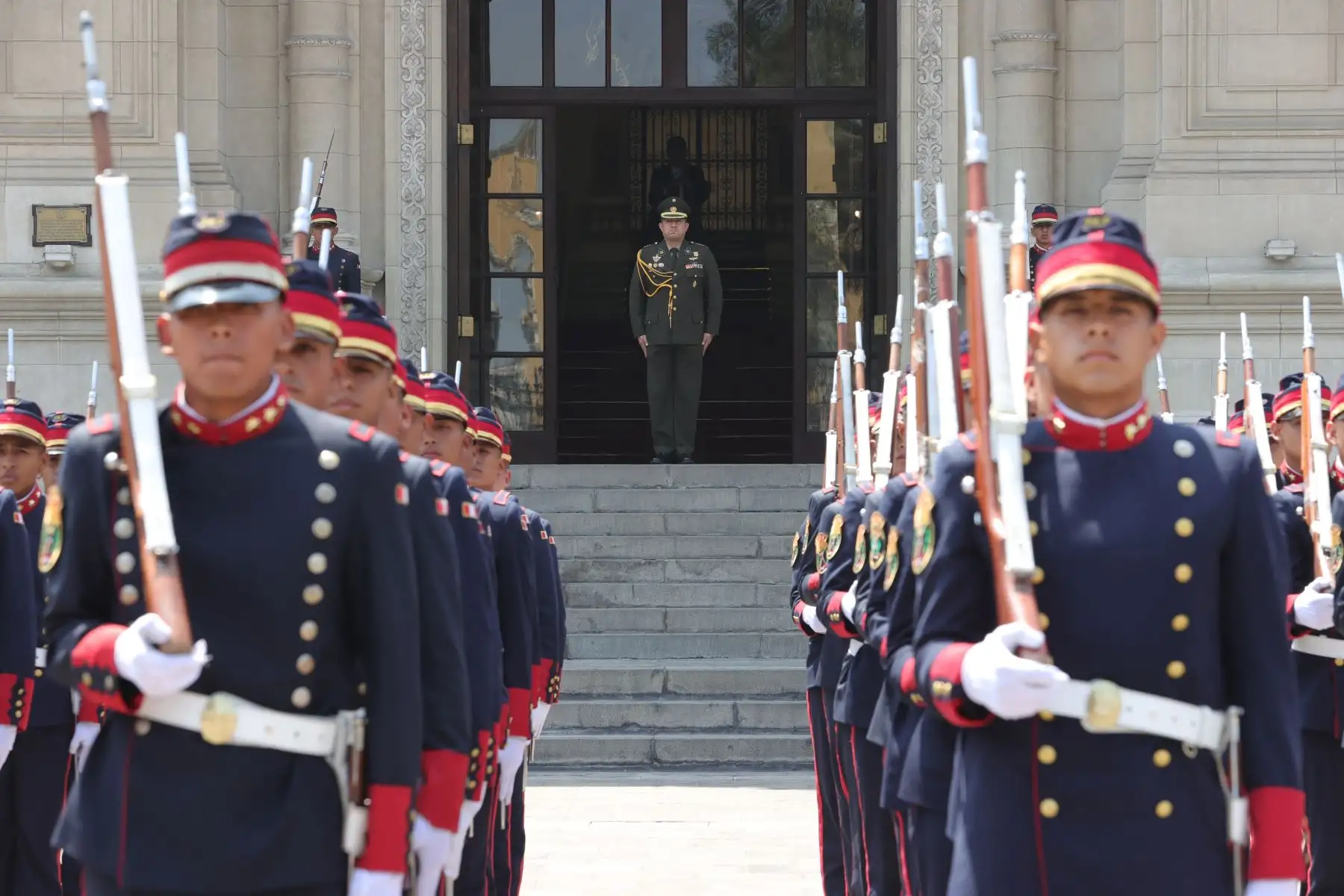 Tradicional cambio de guardia en Palacio de Gobierno. 
Foto: ANDINA/ Prensa Presidencia
