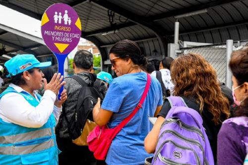 Personal de incógnito participará en plan contra acoso en buses del Metropolitano. Foto:ANDINA/Difusión