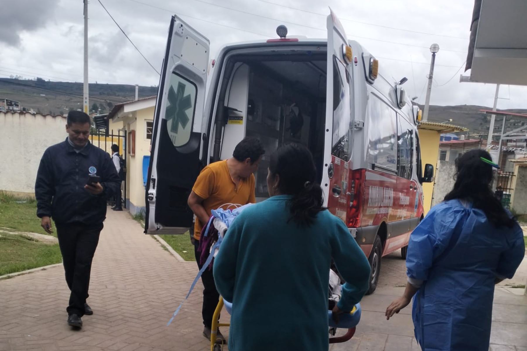 ANDINA/Difusión. Tragedia en Cajamarca: heridos son trasladados de Celendín a Hospital Regional