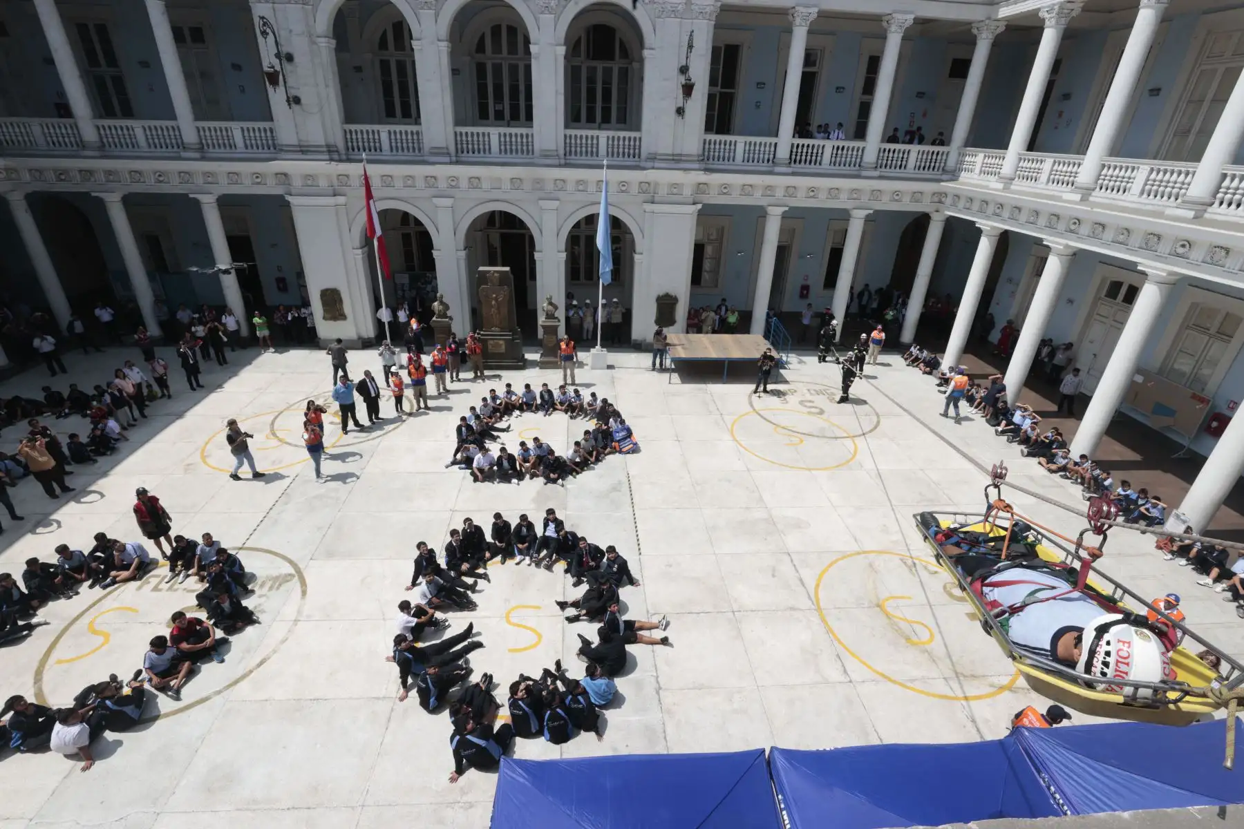 Ministerio de Cultura y Municipalidad de Lima supervisa I Simulacro Escolar 2024 en colegio emblemático del cercado de Lima.
Foto: ANDINA/Vidal Tarqui