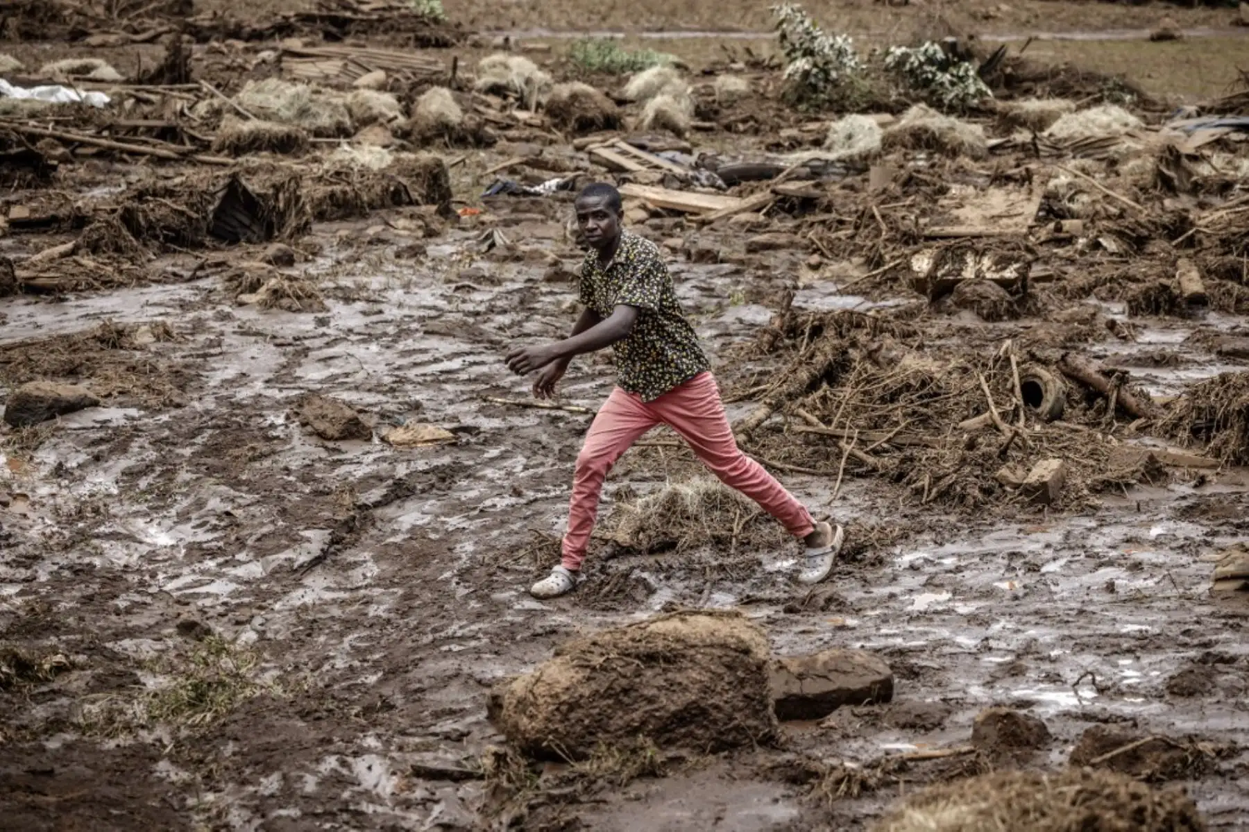 Sin contar este incidente, 76 personas han perdido la vida en Kenia desde marzo debido a las lluvias más intensas de lo habitual que azotan esta región, agravadas por el fenómeno climático de El Niño. Foto: AFP