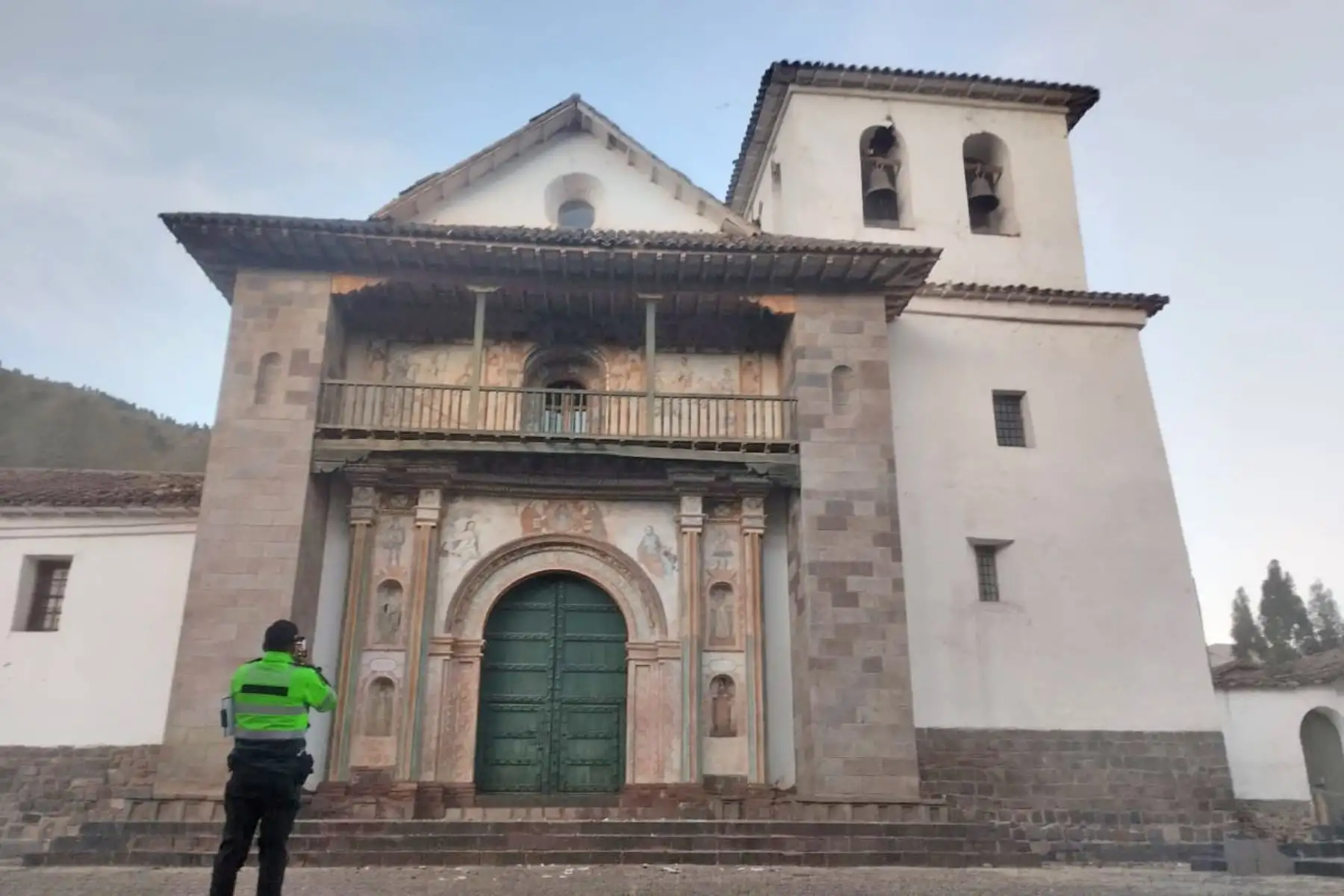 Un temblor de magnitud 4.4, con una profundidad de 10 kilómetros, se registró esta madrugada en la región Cusco, causando alarma a la población de la provincia de Quispicanchi, informó el Centro Sismológico Nacional del Instituto Geofísico del Perú (IGP).