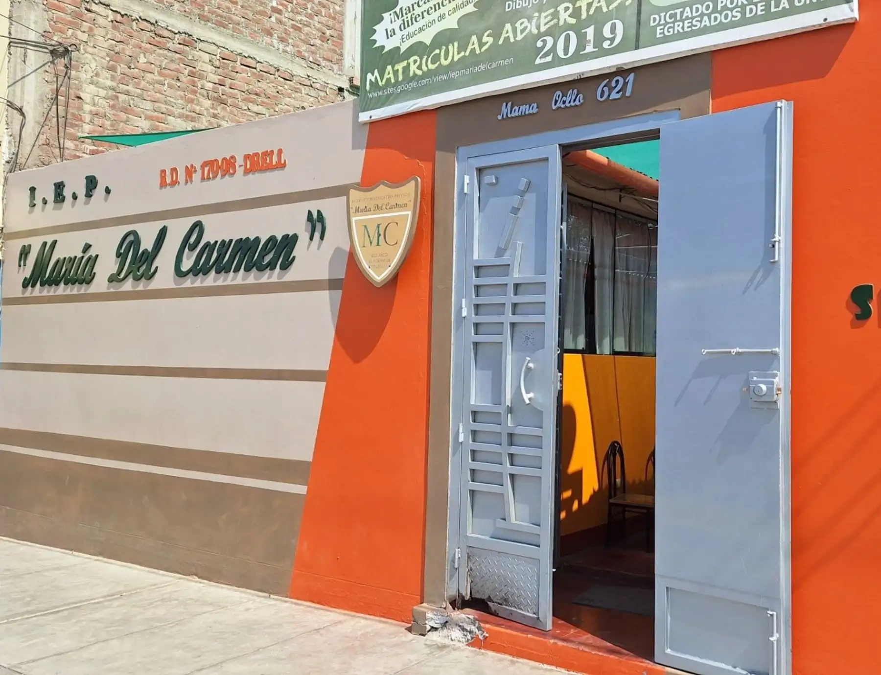Delincuentes detonan explosivo en colegio María del Carmen ubicado en distrito de El Porvenir, ubicado en la provincia de Trujillo. Antes los facinerosos habían enviado mensajes extorsivos. ANDINA/Difusión