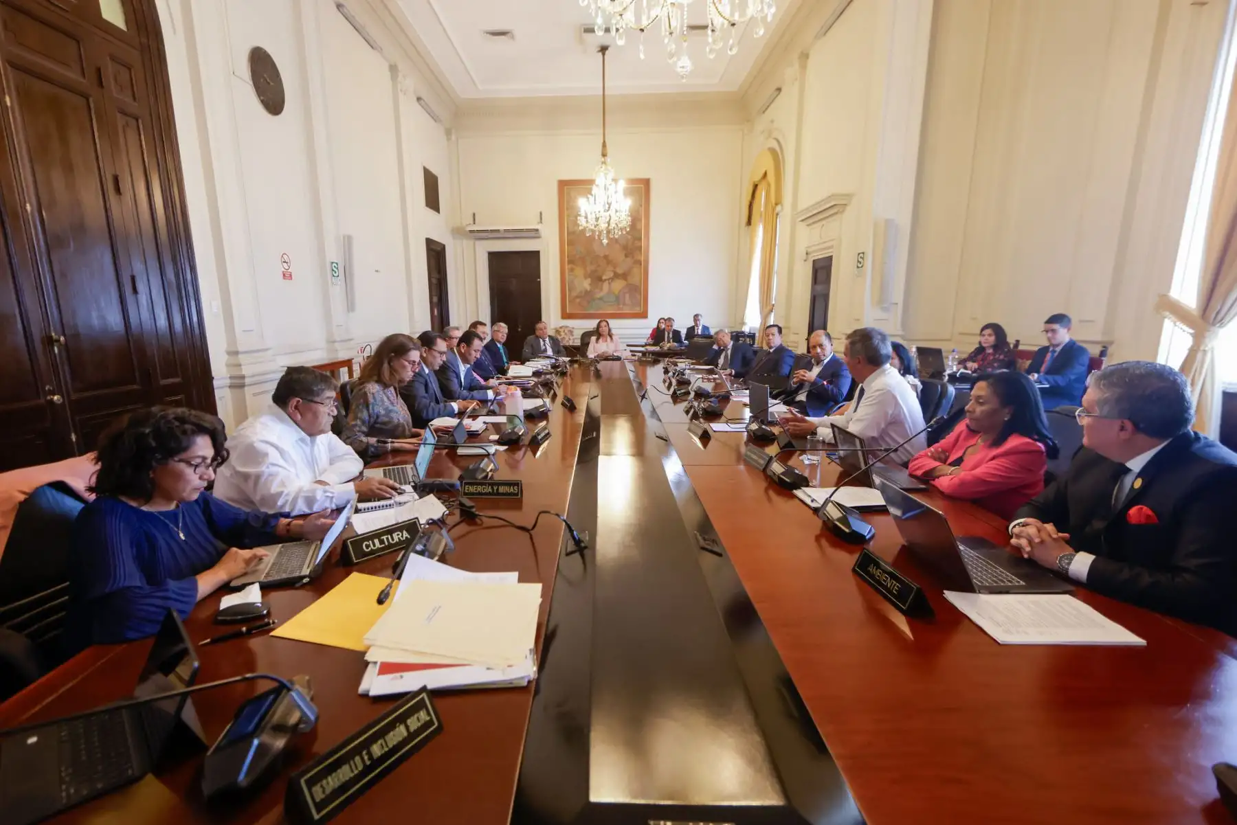 Presidenta Dina Boluarte encabeza sesión del Consejo de Ministros.
Foto: ANDINA/Prensa Presidencia