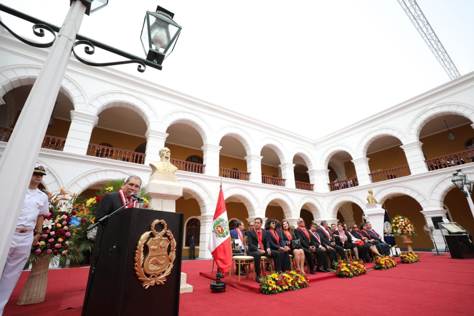 Presidente del PJ participó en ceremonia por bicentenario de la Corte de La Libertad