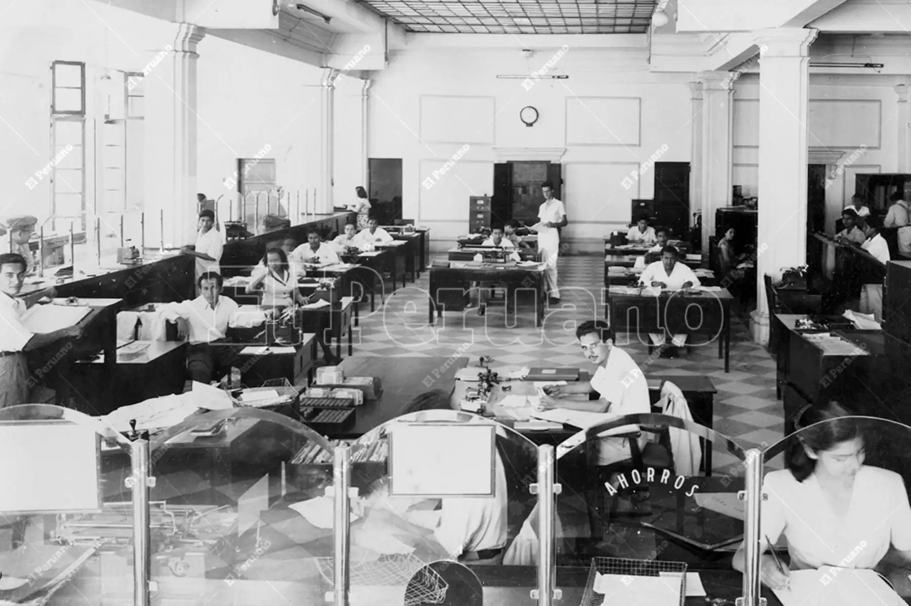Piura - 1950 / Empleados del Banco Popular del Perú. Foto: Archivo Histórico de El Peruano