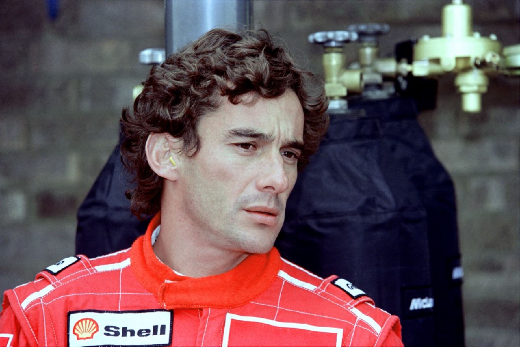 Ayrton Senna dejó un recuerdo imborrable como piloto, pero también se preocupaba por la pobreza en su país natal.