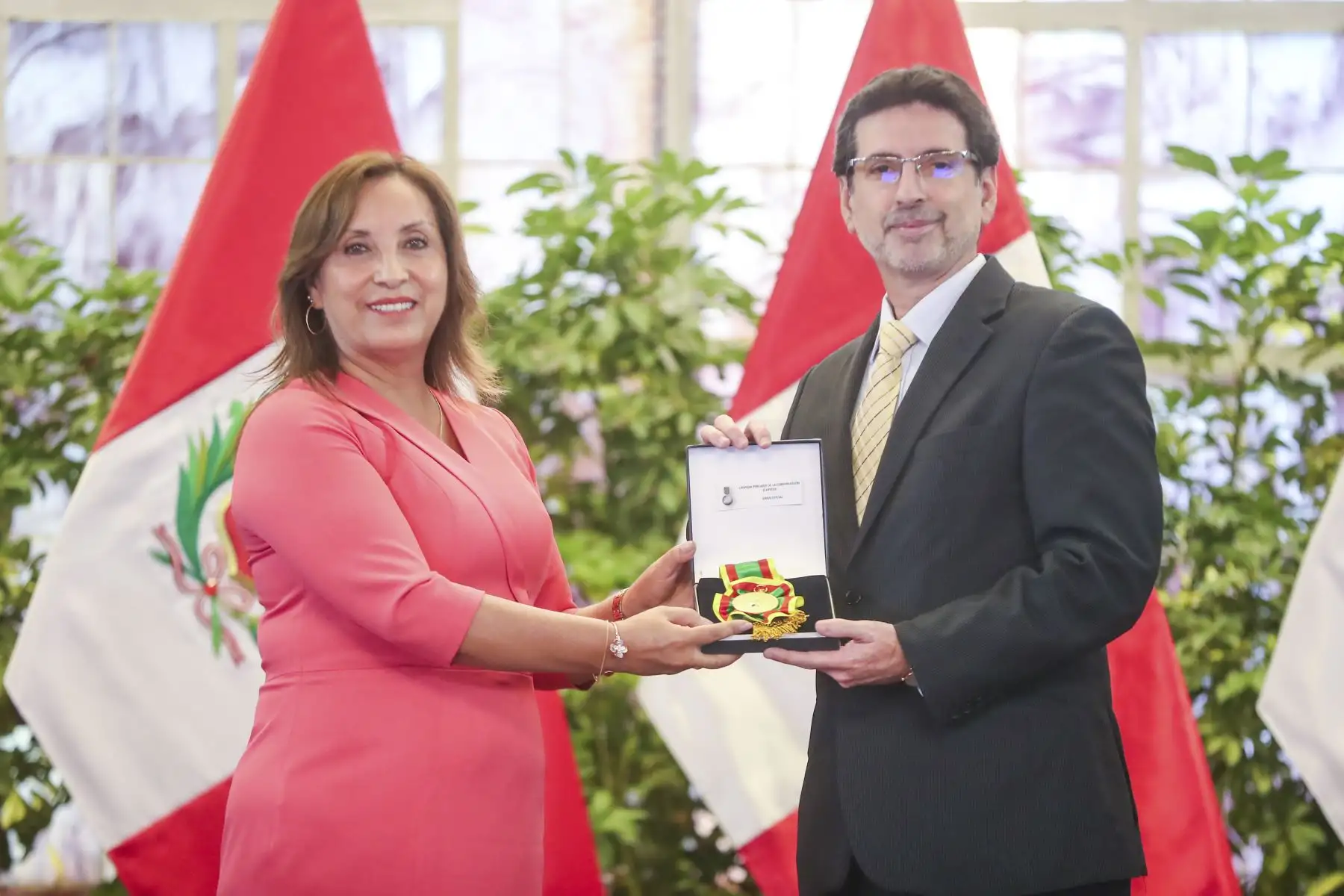 Presidenta de la República, Dina Ercilia Boluarte Zegarra, lideró la ceremonia de condecoración de la Orden del Trabajo 2024

Foto:ANDINA/Presidencia
