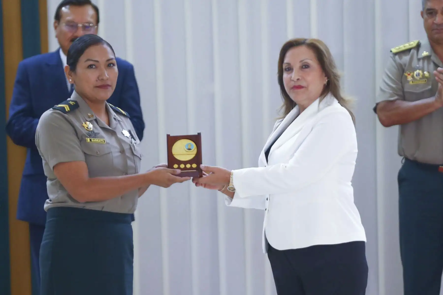 La presidenta de la república, Dina Boluarte, participa en la conmemoración del Día de la Mujer Policía, que se desarrolla en la sede del Ministerio del Interior.

Foto: ANDINA/Eddy Ramos