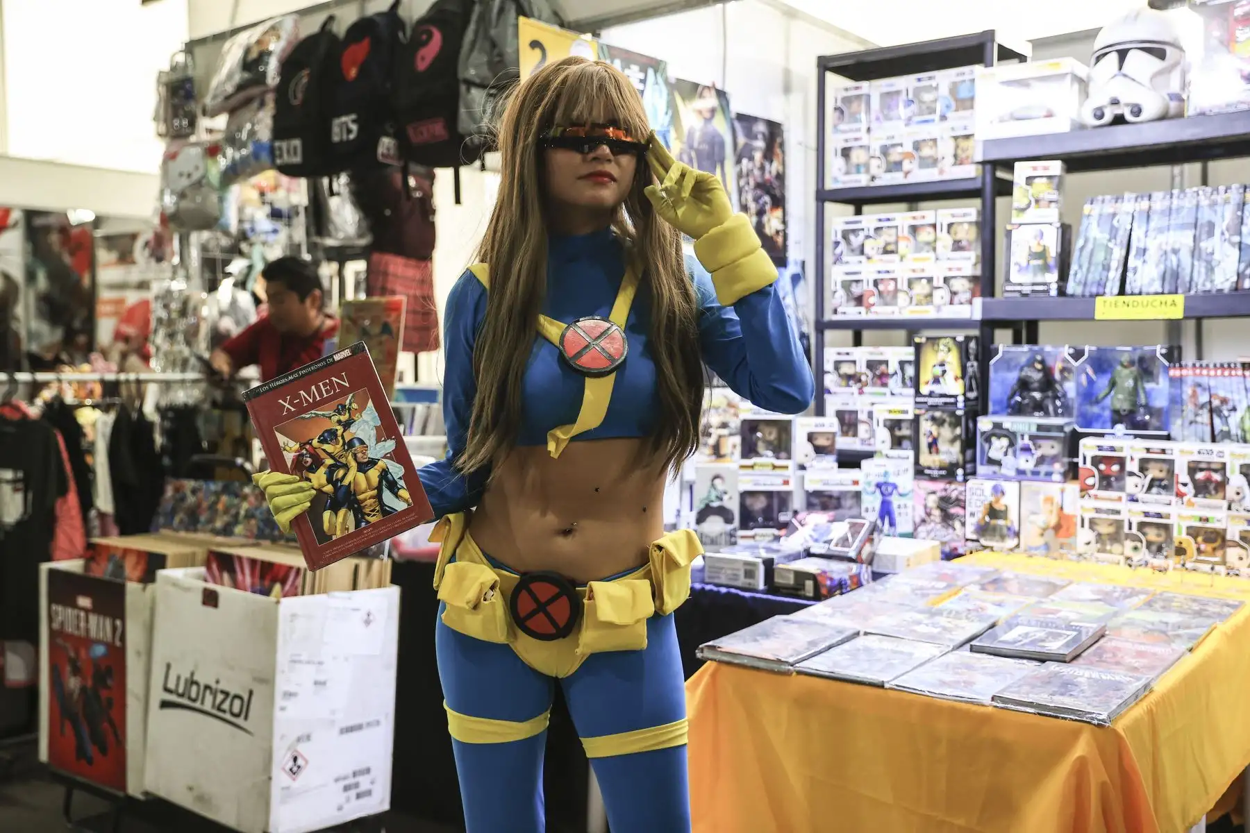 El Día del Cómic Festival se realiza en Campo de Marte con la presencia de miles de personas amantes de los cómic y de todas las edades. Artistas nacionales y extranjeros así como cosplayers participan de este importante festival. Foto: ANDINA/Jhonel Rodríguez Robles