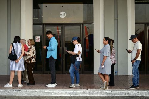 Los panameños comenzaron a votar este domingo en las elecciones presidenciales