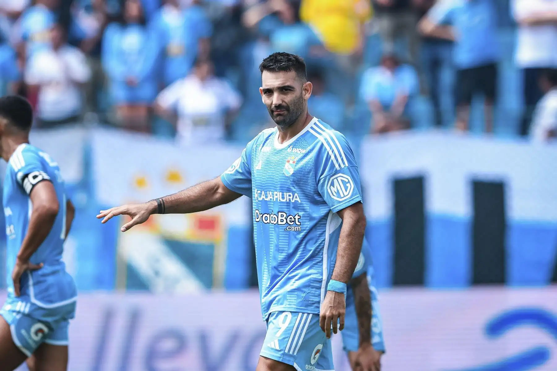 Sporting Cristal venció 2-1 a Alianza Atlético en el estadio Alberto Gallardo y recuperó la punta del Torneo Apertura. Foto: Sporting Cristal