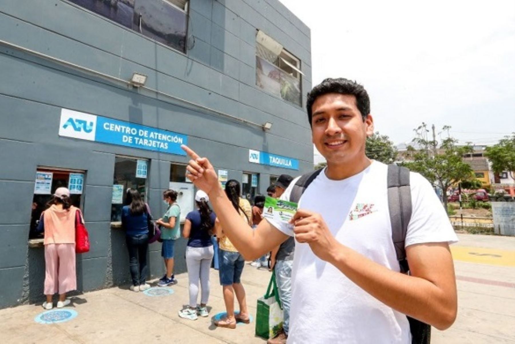 ATU facilita trámites para miles de usuarios del Metropolitano en sus Centros de Atención de Tarjetas. Foto: ANDINA/Difusión.