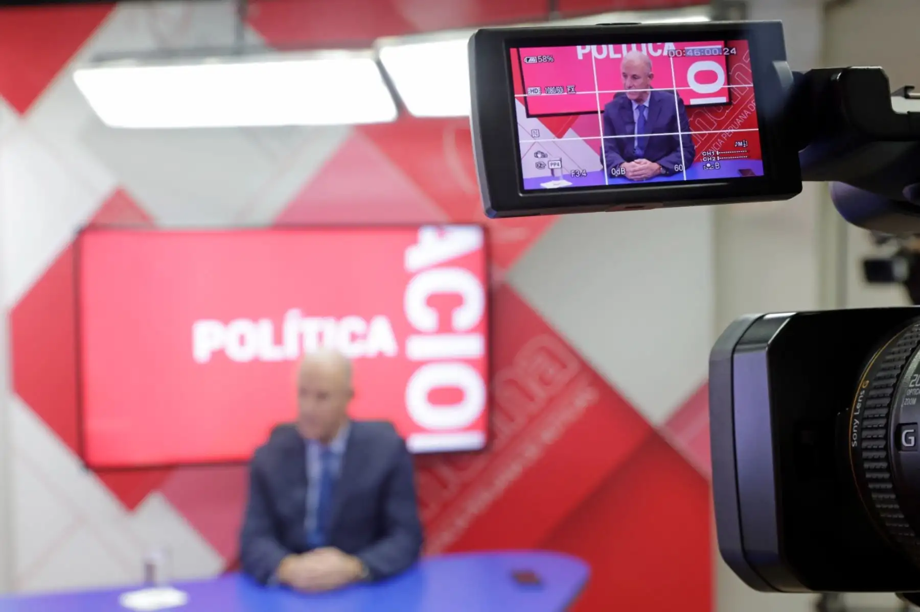 Entrevista al canciller Javier González-Olaechea en el estudio de Andina Canal Online. Foto: ANDINA/ Luis Iparraguirre Entrevista al canciller Javier González-Olaechea en el estudio de Andina Canal Online. Foto: ANDINA/ Luis Iparraguirre