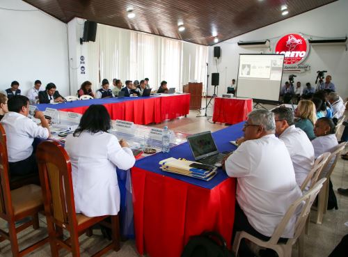 Ministerio de Salud socializa en Cusco avances de los trabajos que se ejecutan en el Hospital Antonio Lorena y anunció la formación de una mesa técnica ejecutiva.