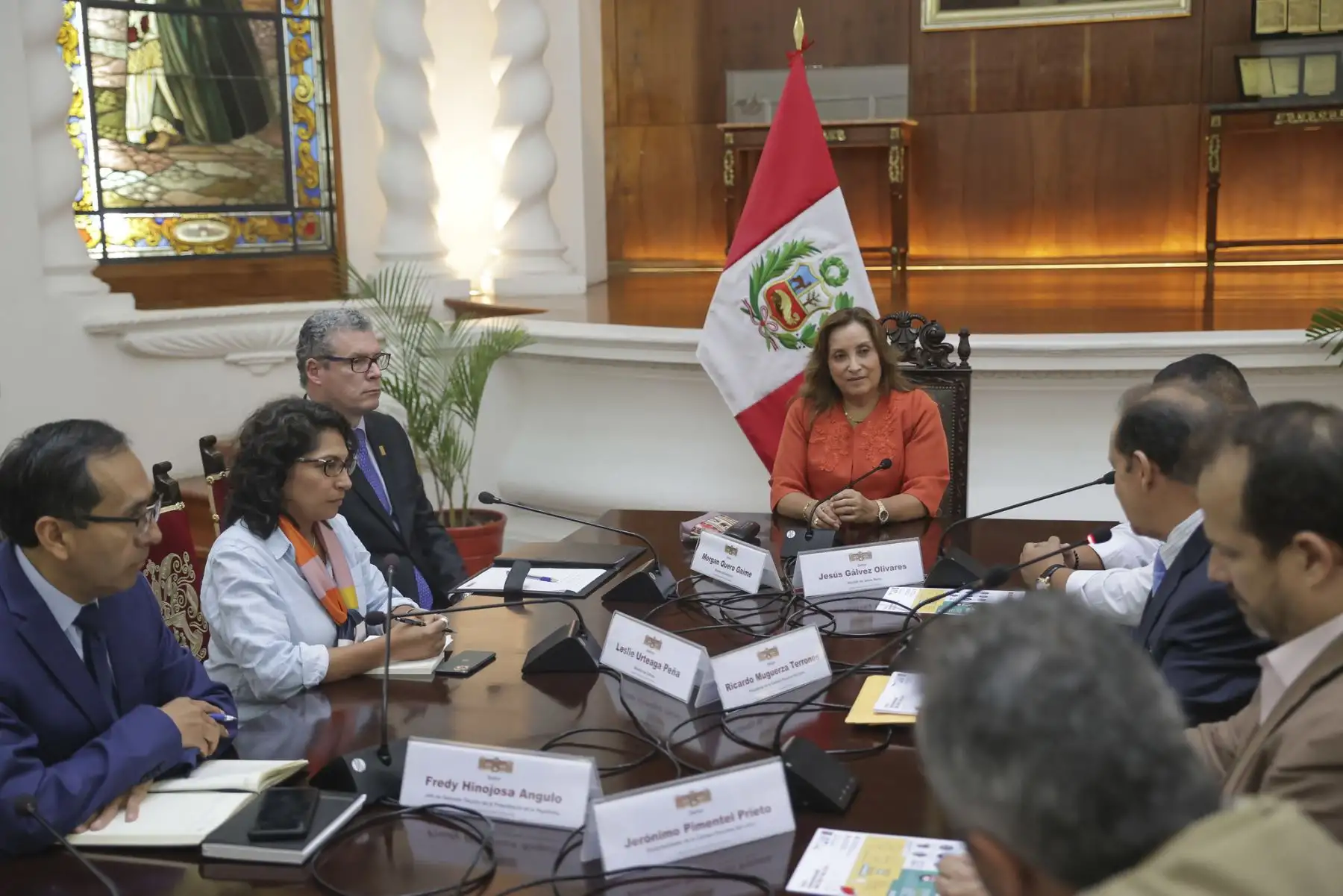 La jefa de Estado lideró reunión de trabajo con autoridades y representantes de la Cámara Peruana del Libro.
Foto: ANDINA/Prensa Presidencia