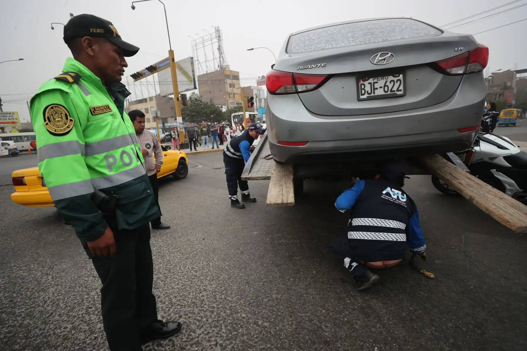 La ATU en conjunto con la Policía Nacional realizaron un megaoperativo en el distrito del Rímac contra el transporte informal.

Foto: ANDINA/Juan Carlos Guzmán Negrini