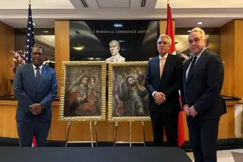 Pinturas del siglo XVII recuperadas por el FBI fueron entregadas al Perú. Foto: ANDINA/Difusión