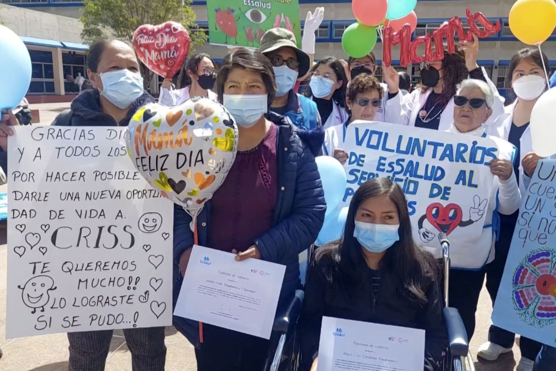 Gracias al acto de amor de Juana Ninahuanca, su hija Adays tiene una nueva esperanza de vida. Foto: ANDINA/Difusión