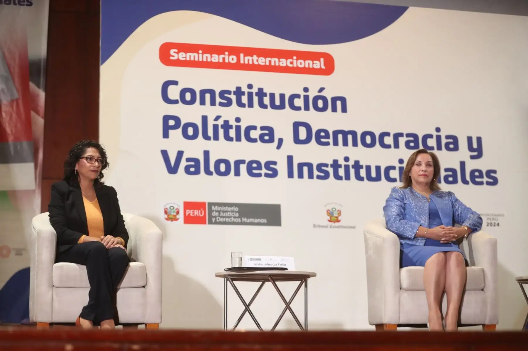 La presidenta de la república, Dina Boluarte, participó en la ceremonia de inauguración del seminario internacional ‘Constitución Política, Democracia y Valores Institucionales’. Foto: ANDINA/Prensa Presidencia
