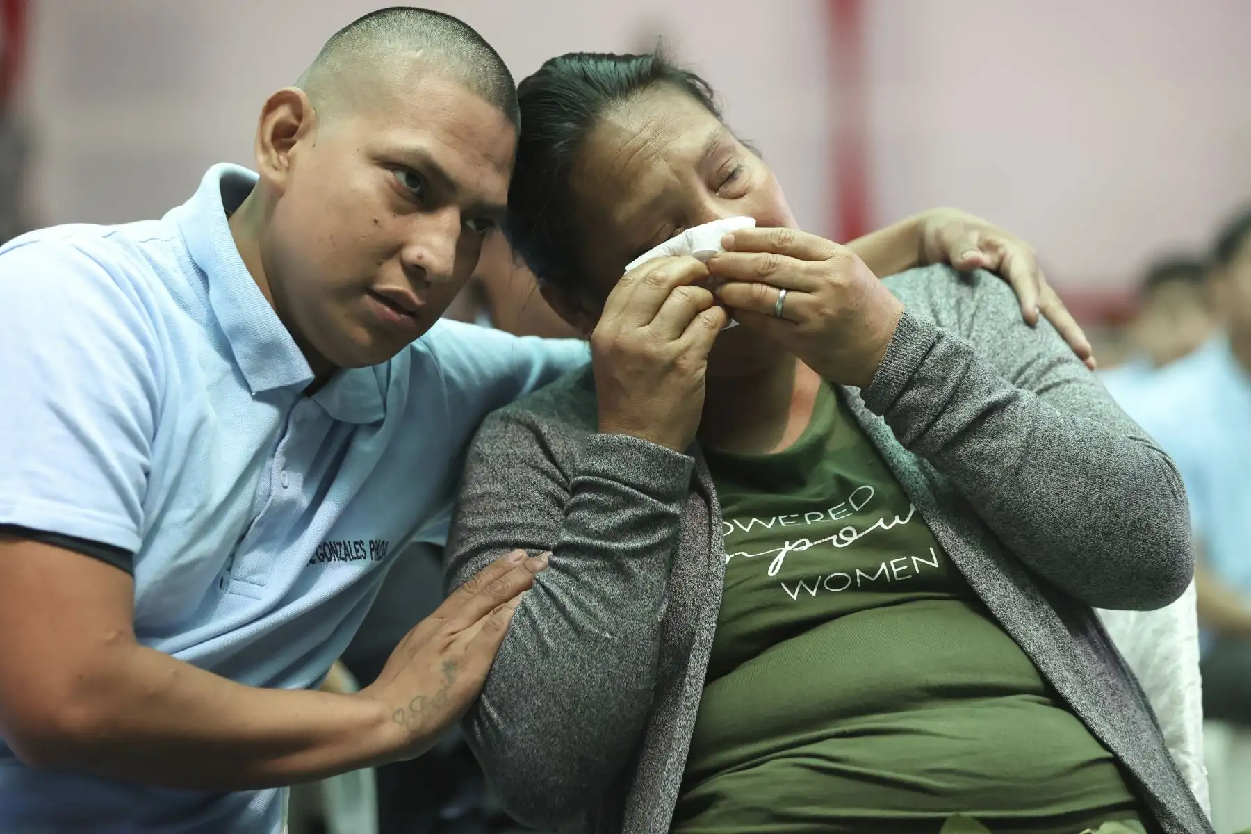 La Sinfónica Nacional ofreció un concierto para los internos de distintos penales que realizaron un compartir con sus progenitoras con motivo del Día de la Madre en el penal de Lurigancho.

Foto: ANDINA/Juan Carlos Guzmán Negrini