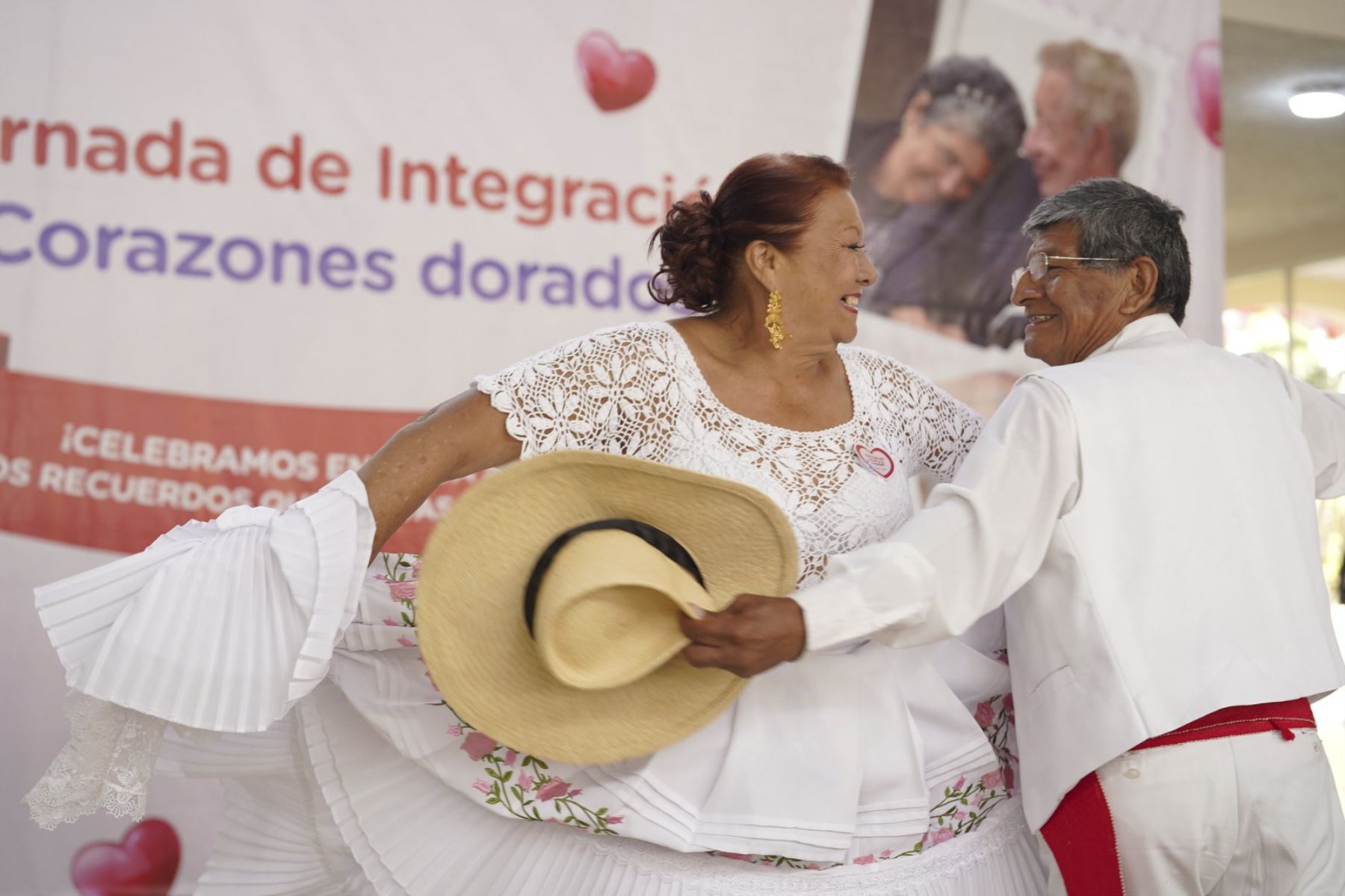 Personas adultas mayores de diferentes ámbitos: del arte, la ciencia, empresarial y activistas de derechos humanos pueden participar en la convocatoria del MIMP. ANDINA/ MIMP.