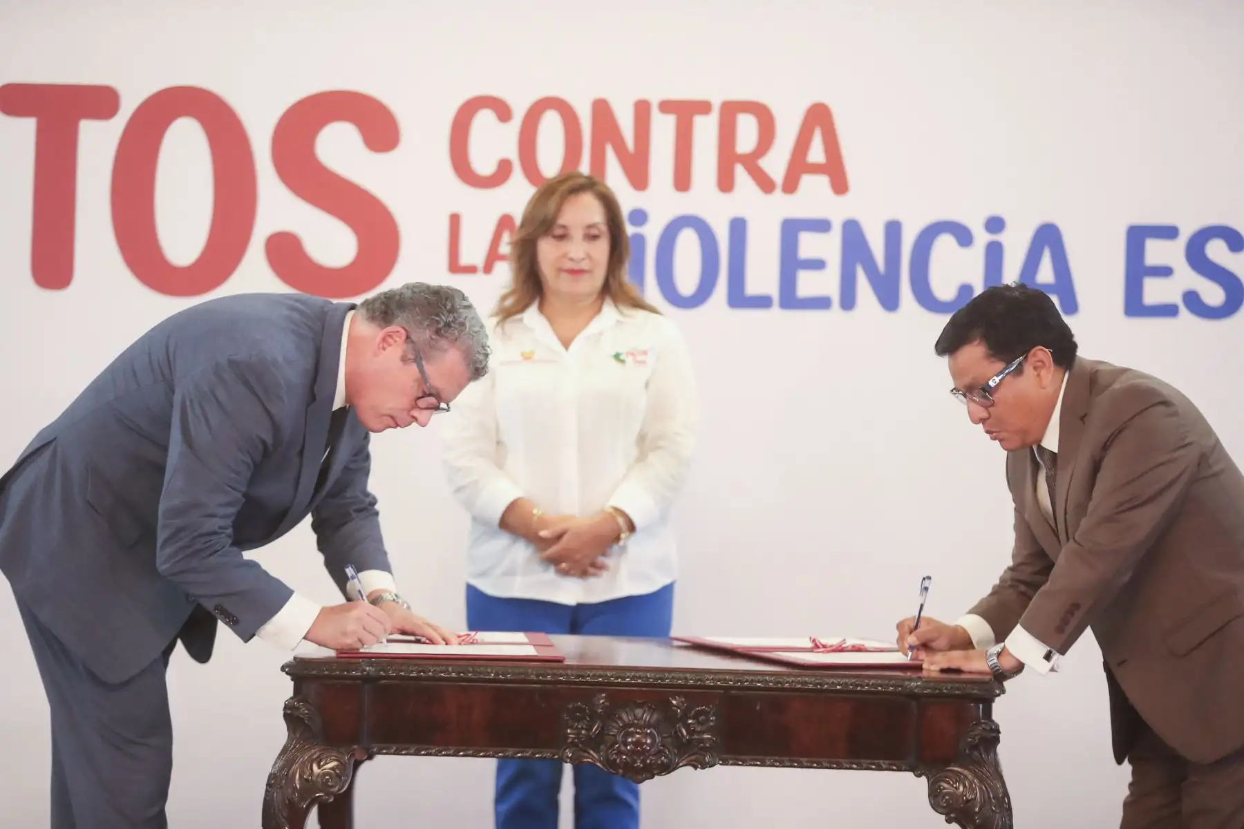 Firma de convenio de cooperación interinstitucional entre Ministerio de Educación y Ministerio de Salud.
Foto: ANDINA/Prensa Presidencia