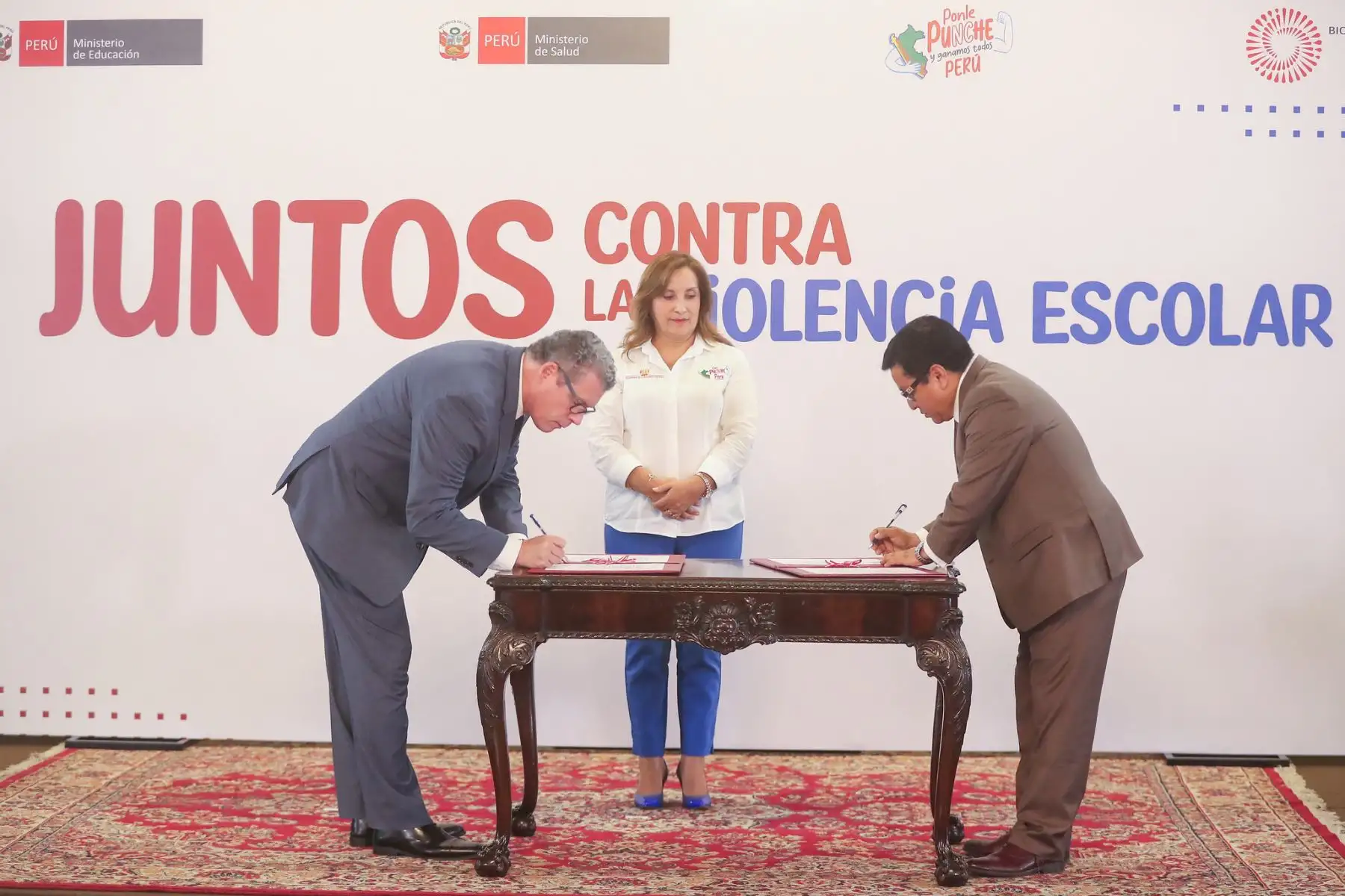 Firma de convenio de cooperación interinstitucional entre Ministerio de Educación y Ministerio de Salud.
Foto: ANDINA/Prensa Presidencia