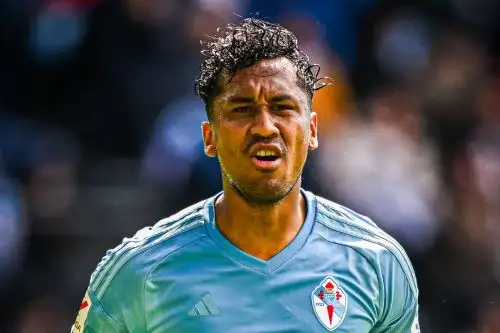 Renato Tapia fue suplente en el encuentro entre el Celta de Vigo y Atlético de Madrid por La Liga.