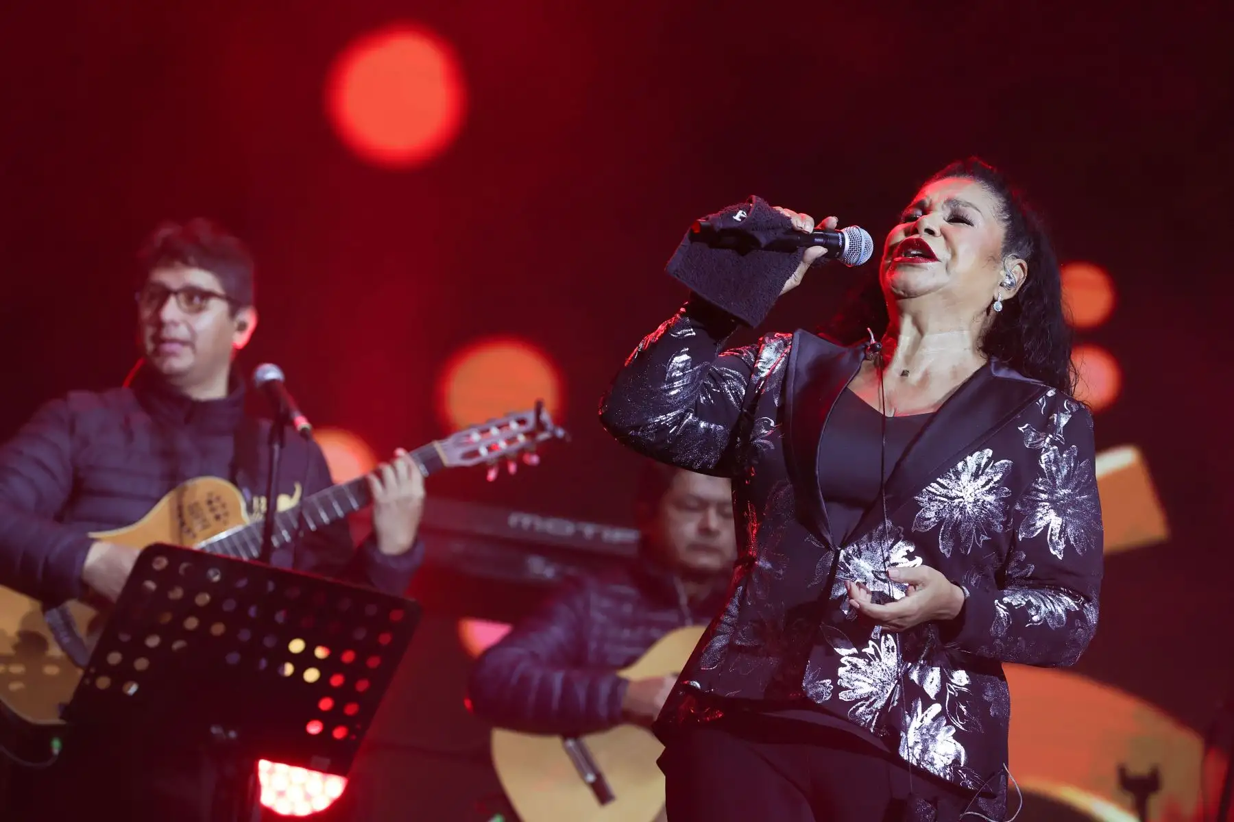 Con una destacada trayectoria musical, que supera los cincuenta años de vida artística, la cantante ha marcado un legado en la música peruana. Foto: ANDINA/Melina Mejía