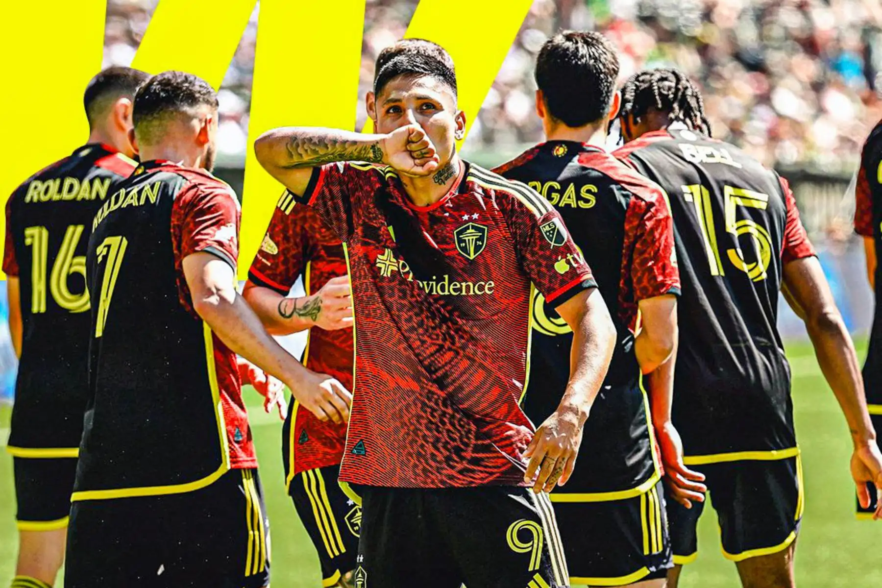 Raúl Ruidíaz marcó un golazo en la victoria del Seattle Sounders por 2-1 ante Portland Timbers.