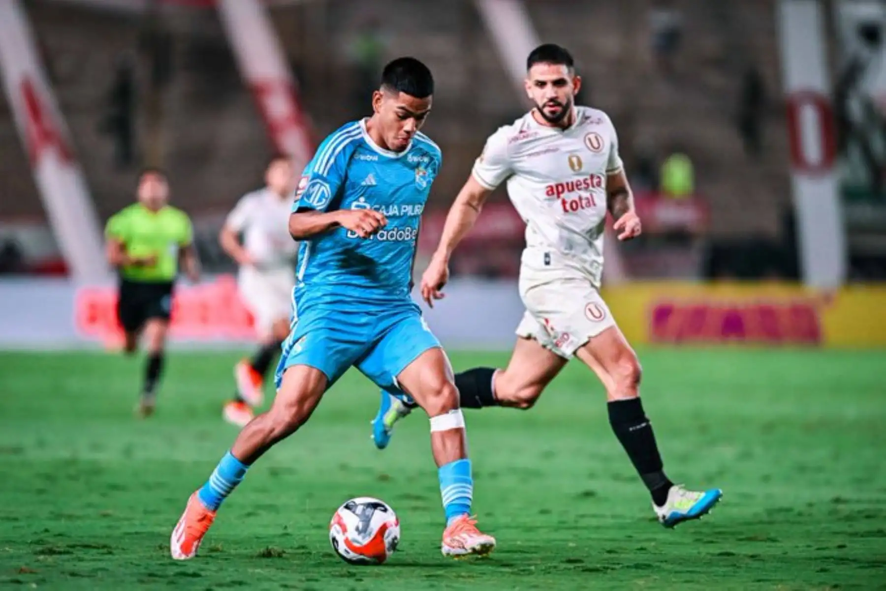 Sporting Cristal vs Universitario disputan partido por el campeonato de la liga 1. Foto: ANDINA/Difusión