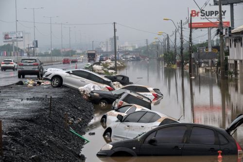 Niveles de los ríos vuelven a elevarse en el sur de Brasil arrasado por inundaciones