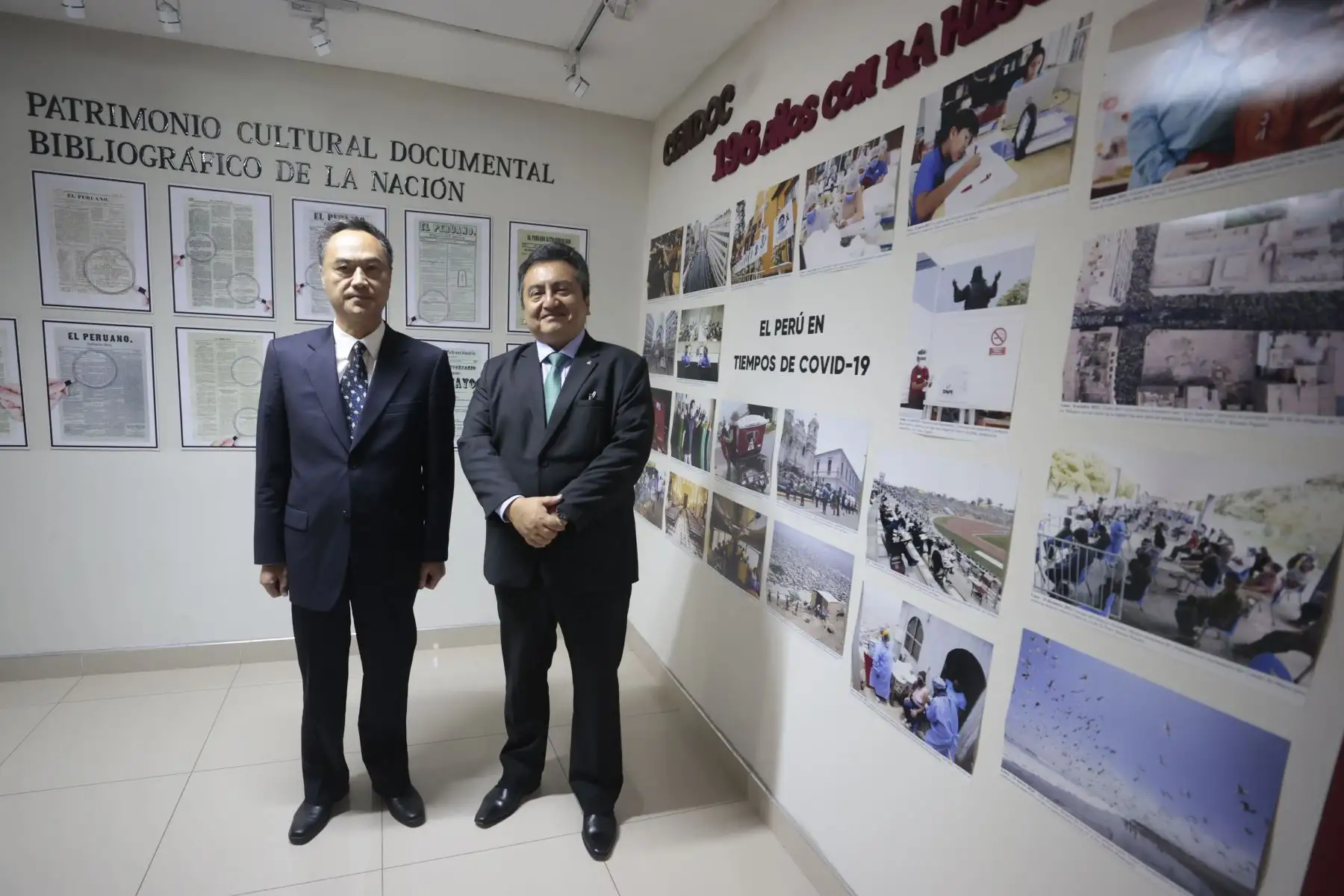 Representantes de la agencia china Xinhua, liderada por el vicedirector de la Oficina Regional para América Latina, Liu Ming, visitaron hoy las instalaciones de Editora Perú, empresa que agrupa al Diario Oficial El Peruano y la Agencia de Noticias Andina.
Foto: ANDINA/Vidal Tarqui